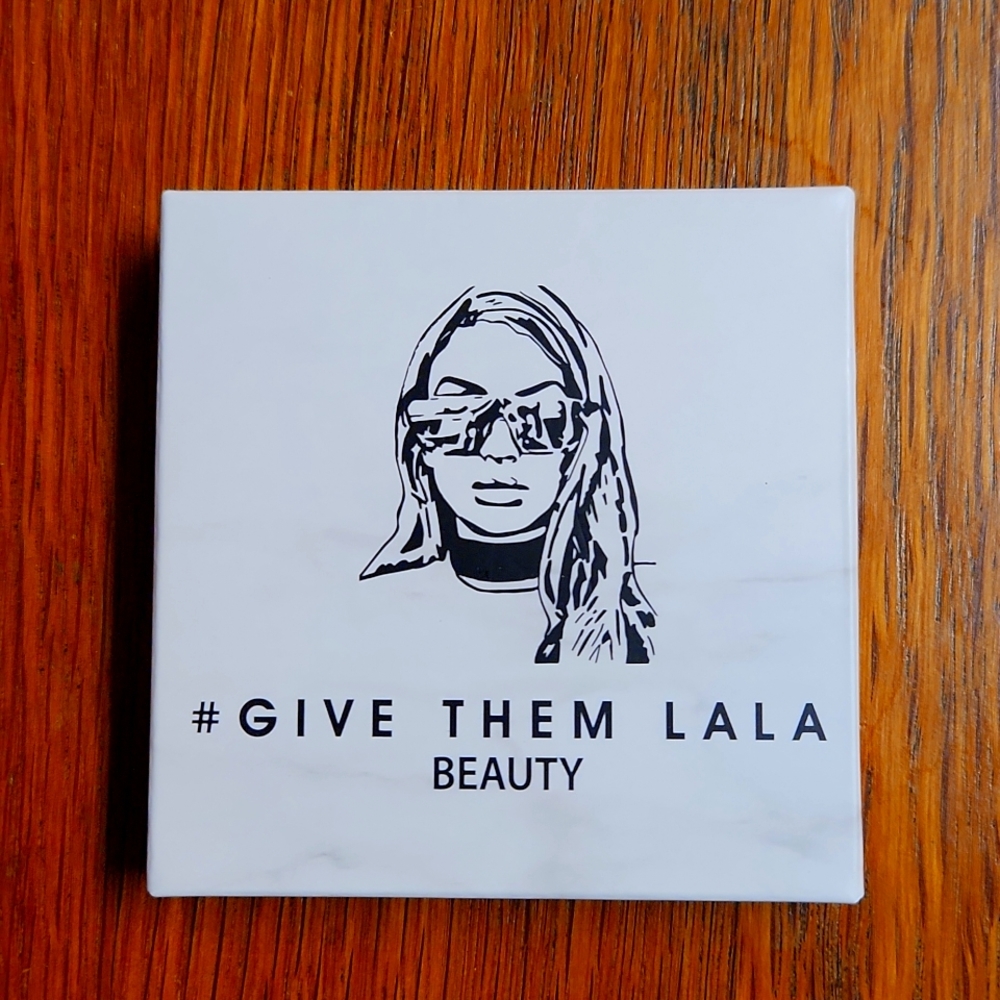 Give them lala bronzer